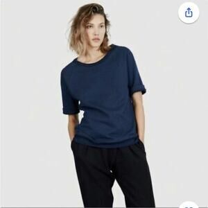 Everlane Blue Short Sleeve Sweatshirt